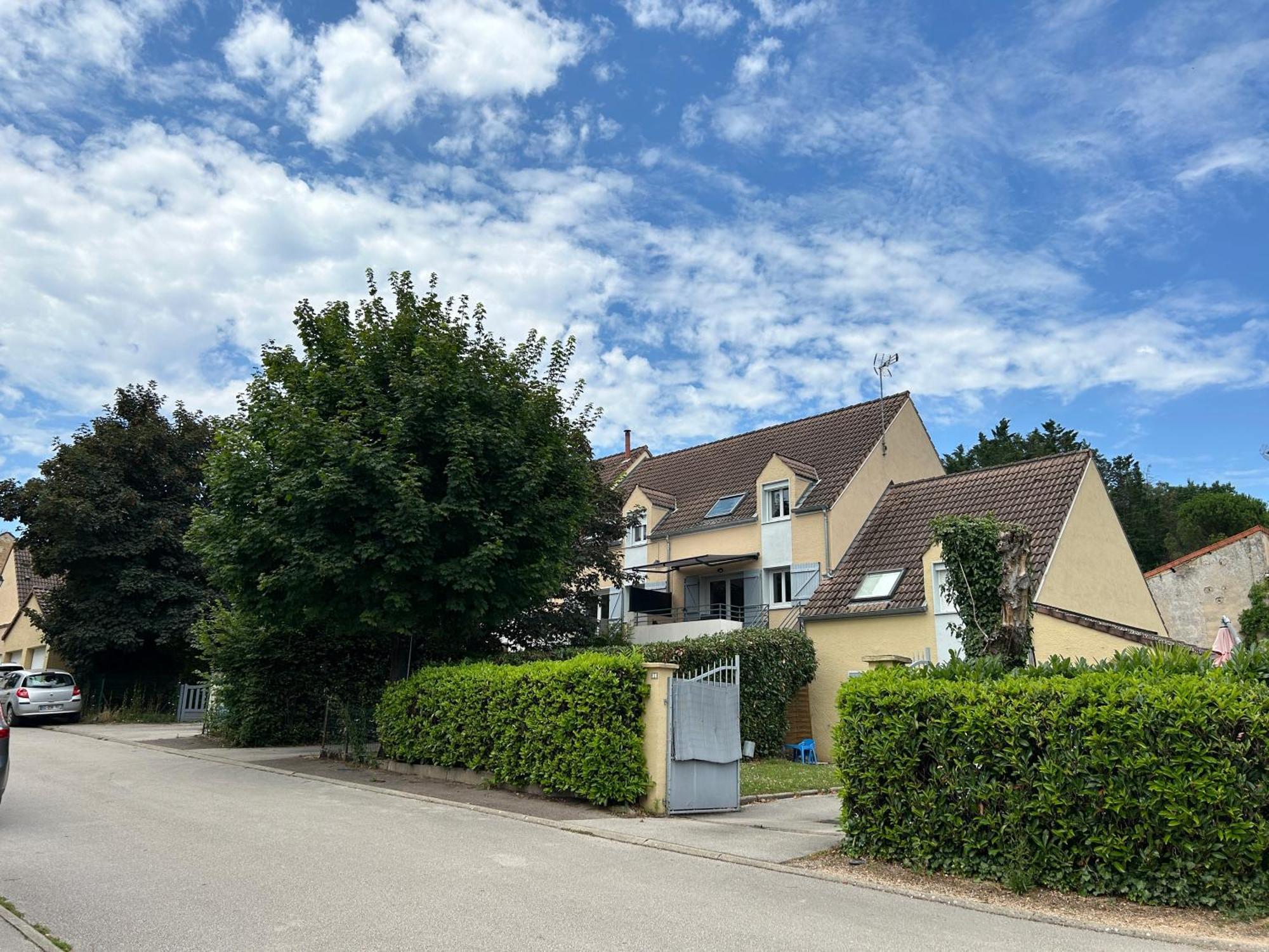 Maison Avec Jardin Buxy Kültér fotó